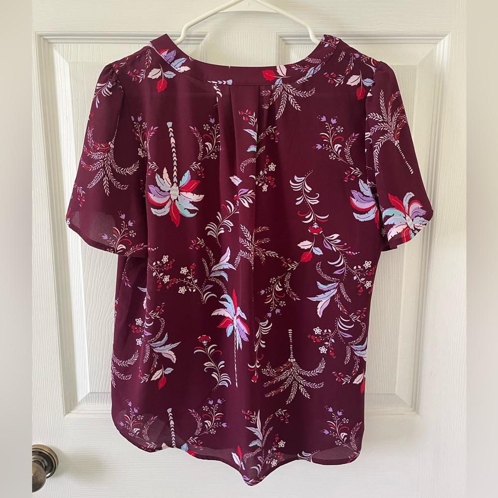 Liz Claiborne Burgandy Floral Blouse - Picture 3 of 6